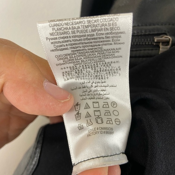 BCBGMaxAzria Long Sleeve Faux Leather Pocket Farah Shift Dress womens XS - Picture 9 of 9